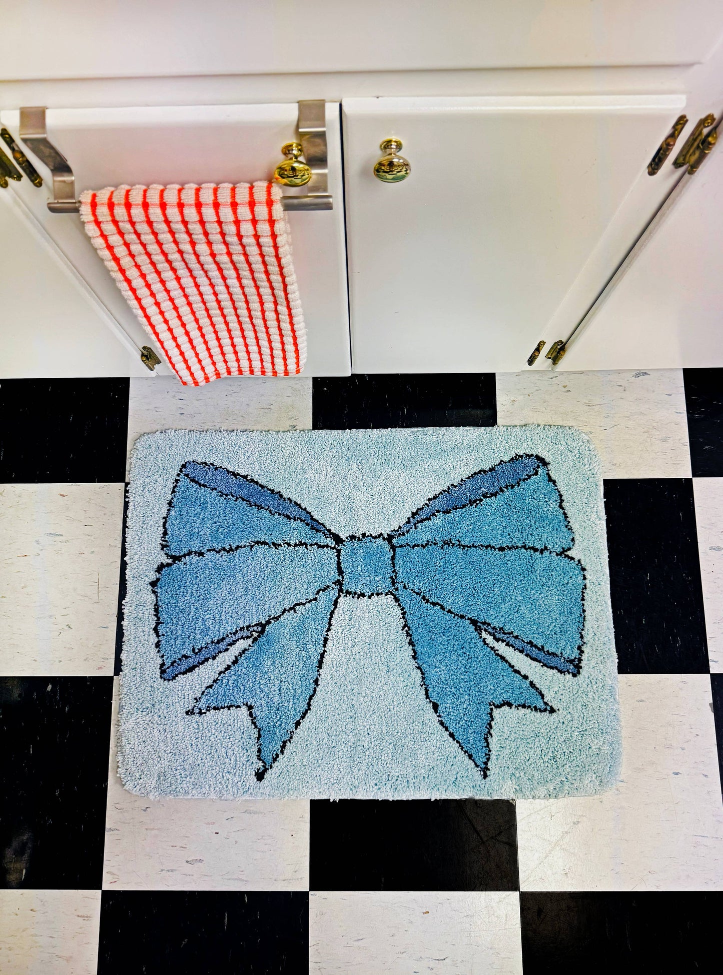 Blue Bow Design Polyester Bath Mat